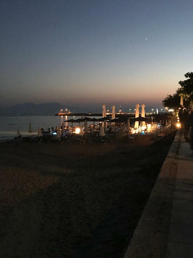 Ferienhaus "Arizones", Nea Kallikratia, Chalkidiki Nea Kallikrateia Exterior foto