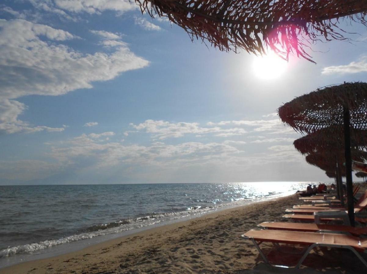 Ferienhaus "Arizones", Nea Kallikratia, Chalkidiki Nea Kallikrateia Exterior foto